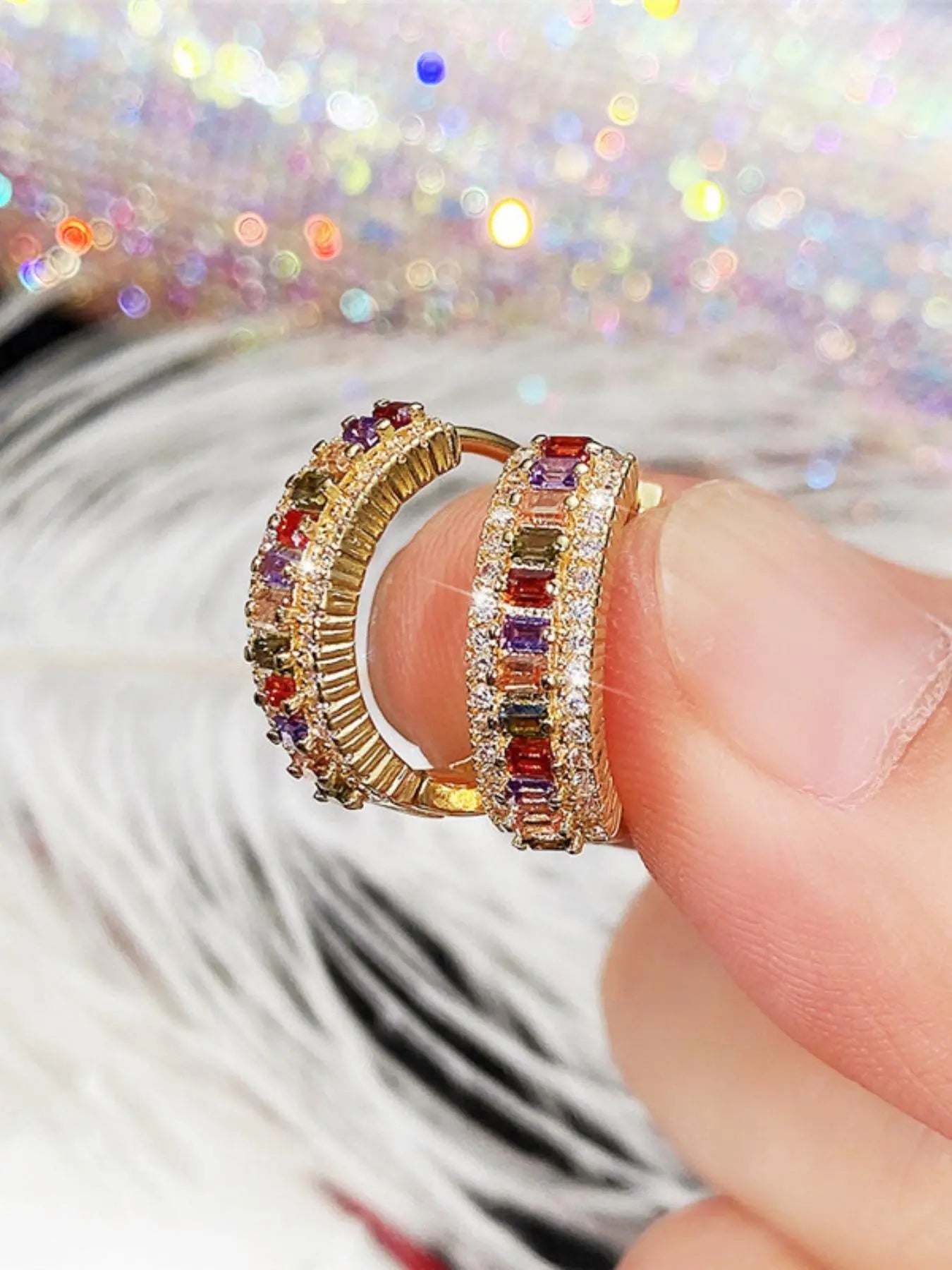 Exquisite Colorful Rhinestone Hoop Earrings – Stylish Casual Jewelry for Women